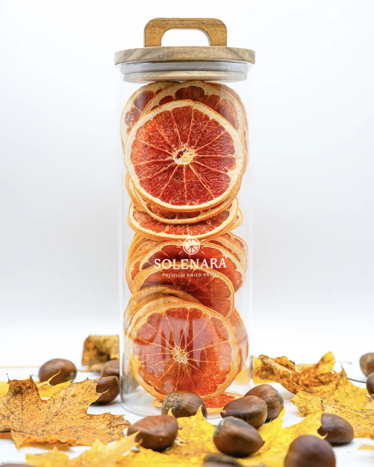 Vorratsglas mit getrockneten Solenara-Pink-Grapefruit-Scheiben